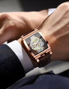 Montre automatique homme luxe forme tonneau, boîtier or rose et bracelet cuir marron