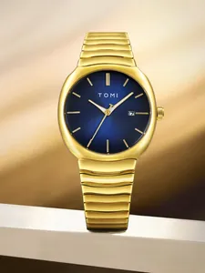 Vue détaillée de la montre TOMI pour hommes avec cadran bleu et bracelet doré