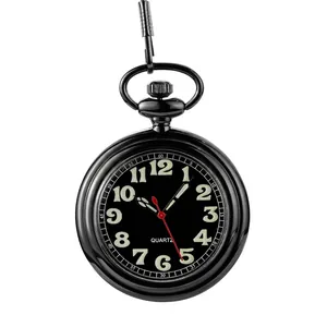 Klassische schwarze Vintage-Quarz-Taschenuhr mit großen weißen Ziffern auf schwarzem Zifferblatt