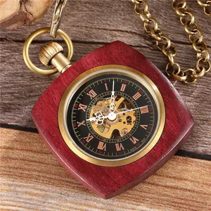 Montre à gousset carrée en bois rouge avec cadran squelette et chiffres romains