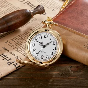 Antike Quarz-Taschenuhr mit Klappdeckel, Gold-Finish und klassischem weißem Zifferblatt.