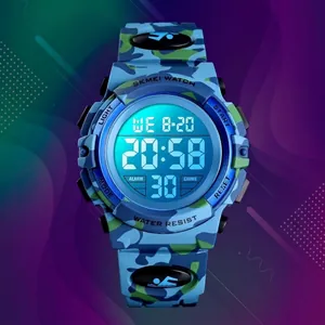 SKMEI Montre de Sport Numérique pour Enfants Étanche Camouflage Rétroéclairage LED Montre Bracelet Électronique pour Garçons