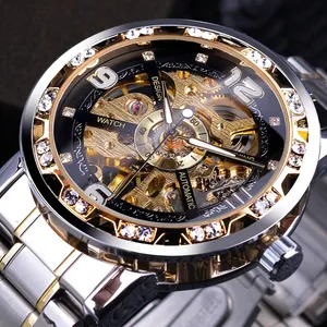 Détail de la montre mécanique squelette Forsining pour homme avec lunette en strass