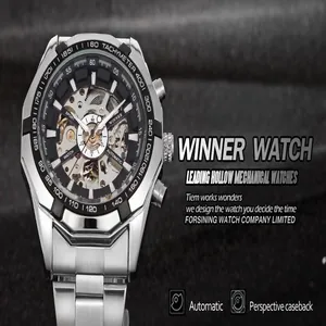 Vista detallada del reloj mecánico automático de hombre Winner con correa de acero