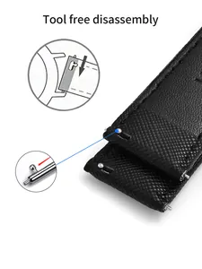 Détail de la barrette à ressort à dégagement rapide sur bracelet de montre en cuir noir