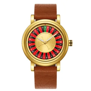 Vue détaillée d'une montre à quartz dorée avec un cadran au design roulette créatif.