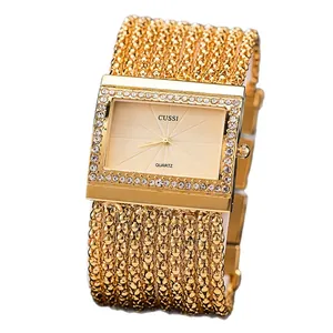 Elegante reloj de cuarzo CUSSI para mujer en tono dorado con esfera cuadrada de strass