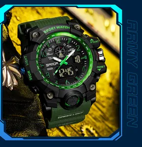 Gros plan de la montre de sport SANDA vert armée avec affichage numérique et boîtier robuste