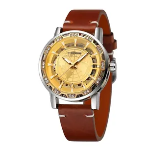 Primer plano reloj mecánico T-Winner con esfera esqueleto dorada y bisel de diamantes