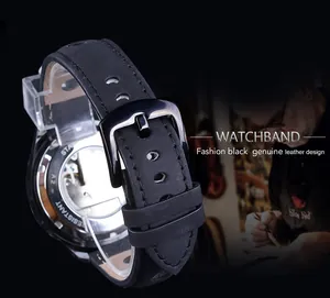 Détail du bracelet de montre en cuir noir avec boucle polie pour montre mécanique