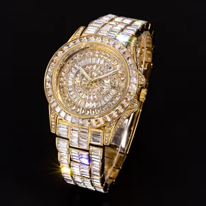 Montre à quartz de luxe pour homme avec sertissage complet de pierres baguette
