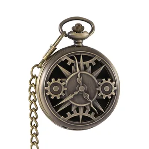 Gedetailleerd macro-zicht van vintage bronzen steampunk zakhorloge kast