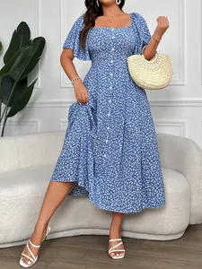 Elegante abito midi blu a fiori con scollo a quadrato e vita stretta per l'estate