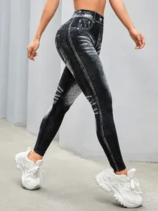 Nahtlose Yoga-Leggings in Jeans-Optik mit hoher Taille und Push-Up-Effekt Fitness