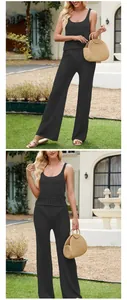 Vue détaillée de l'ensemble tricoté noir sans manches pour femme avec pantalon large