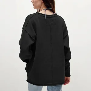 Women's oversized black crewneck knit sweater, loose fit basic solid color pullover
