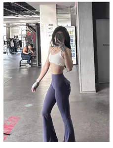 Pantalon de yoga évasé à taille haute avec poches latérales pour le fitness et le sport