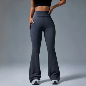 Hoch taillierte ausgestellte Yogahose mit Nacktgefühl-Stoff für Fitness und Sport