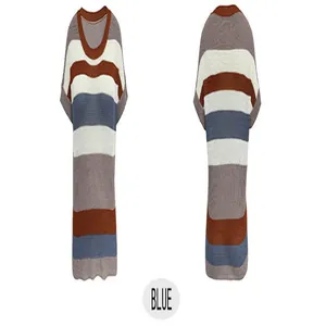 Vorder- und Rückansicht eines locker sitzenden, gestreiften Kurzarm-Strickpullovers.