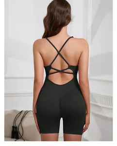 Vue arrière d'un body de yoga noir pour femme avec un design à bretelles croisées.