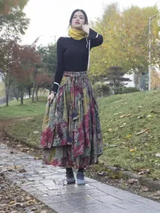 Vintage midi-rok in etnische stijl van katoen-linnen met onregelmatige print