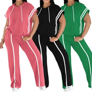 Women sporty 2-piece hooded t-shirt and loose pants set with side stripes design