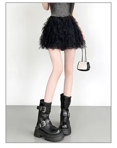 Mini-jupe en tulle noir superposé avec short de sécurité pour filles