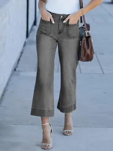 Jean court à jambes larges et taille haute en denim gris délavé avec poches plaquées
