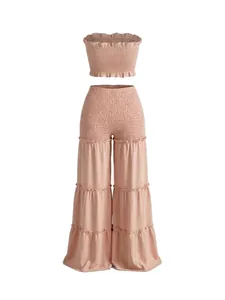 Conjunto de dos piezas mujer con top fruncido y pantalones anchos con volantes rosa pálido
