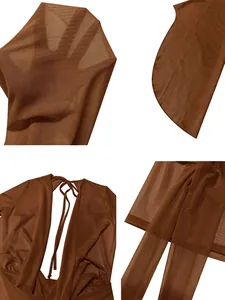 Detailansicht der braunen transparenten Netzstofftextur und des Bindekleides für Damen