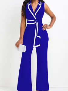 Eleganter königsblauer ärmelloser Jumpsuit mit V-Ausschnitt, weißem Rand und weitem Bein