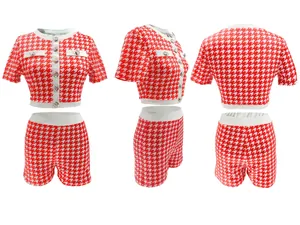 Modisches rot-weißes Hahnentritt-Zweiteiler-Set mit Kurzarm-Crop-Top und passenden Shorts