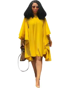 Élégante robe jaune grande taille pour femme avec manches chauve-souris pour l'été.