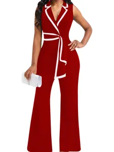 Eleganter roter ärmelloser Jumpsuit mit V-Ausschnitt und weitem Bein für Damen.