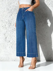 Pantalones de pierna ancha en denim elástico azul con talle alto y costuras decorativas