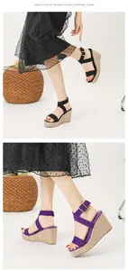 Sandalias de cuña para mujer con plataforma de paja tejida y correas con hebilla