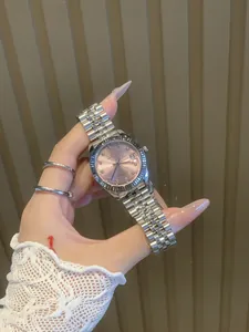Elegante reloj IBSO de mujer con esfera rosa y correa de acero inoxidable plata