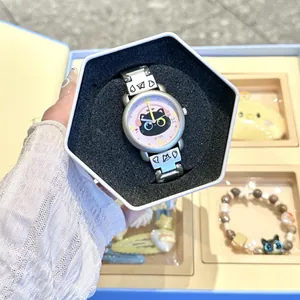Coffret cadeau montre à quartz sur le thème du chat mignon pour jeunes filles