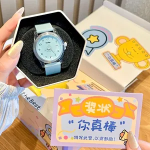 Montre à Quartz Minimaliste en Silicone Gccliyo pour Étudiants Boîtier Transparent Cadran Papillon Avec Coffret Cadeau