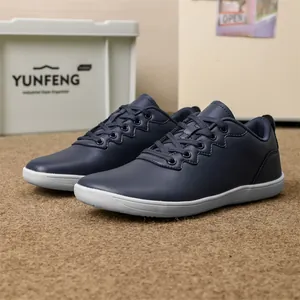 Scarpe da camminata blu navy con punta larga per uomo e donna, comfort a piedi nudi