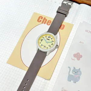 Reloj de cuarzo con dibujos animados y correa de silicona suave para estudiantes y adolescentes
