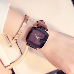 GUOU modische Damen-Quarzuhr quadratisch mit braunem Lederarmband und elegantem Zifferblatt