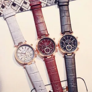 Montre à quartz GUOU pour femme avec cadran multifonction et bracelet en cuir chic