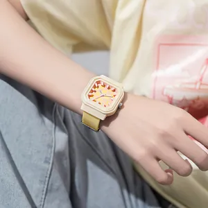 Reloj de cuarzo cuadrado Panmilla con correa de silicona amarilla estilo dopamina