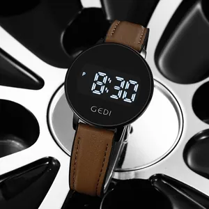 Montre numérique GEDI avec cadran noir rond et bracelet en cuir marron de qualité supérieure