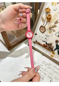 Close-up of Gccliyo pink leather strap quartz watch for student fashion and daily wear