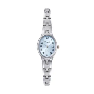Elegante orologio a bracciale in argento da donna con quadrante ovale azzurro