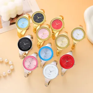 Orologio al Quarzo da Donna con Bracciale Rigido Orologio da Polso in Lega Lucida Minimalista con Quadrante in Strass Gioielli per Donna