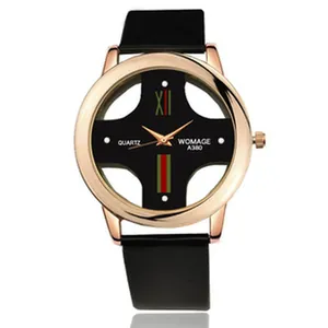 Vista dettagliata dell'orologio al quarzo WoMage con cassa in oro rosa e quadrante cavo