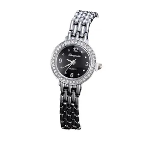 Elegante Damen-Quarzuhr mit einer funkelnden Kristalllünette und schwarzem Zifferblatt